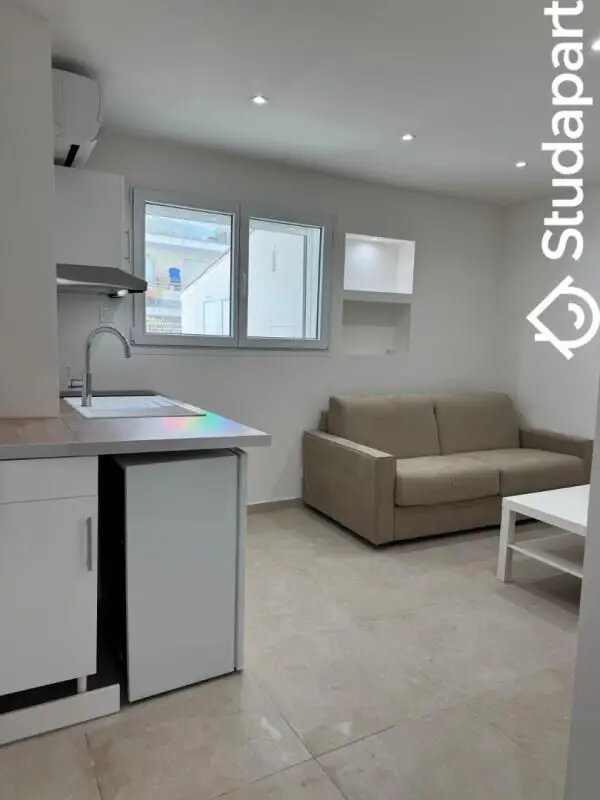 Appartement à louer, 19m², Antibes