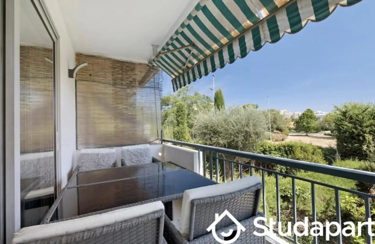 Appartement à louer, 50m², Antibes
