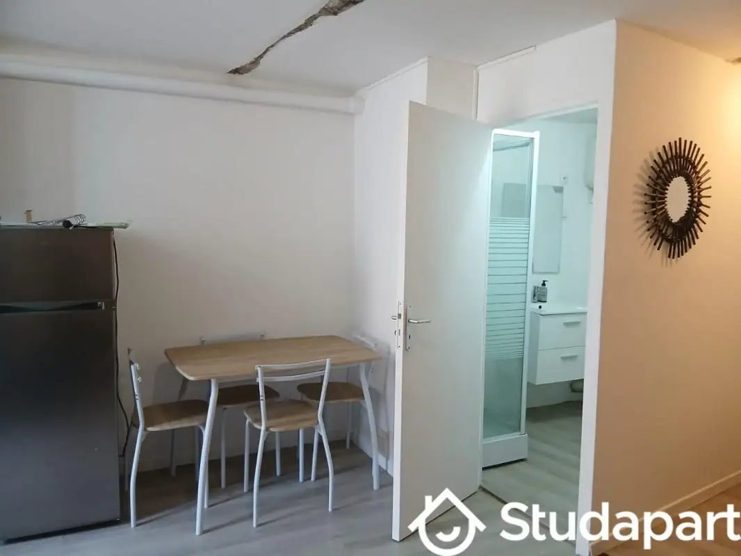 Appartement à louer, 28m², Pézenas