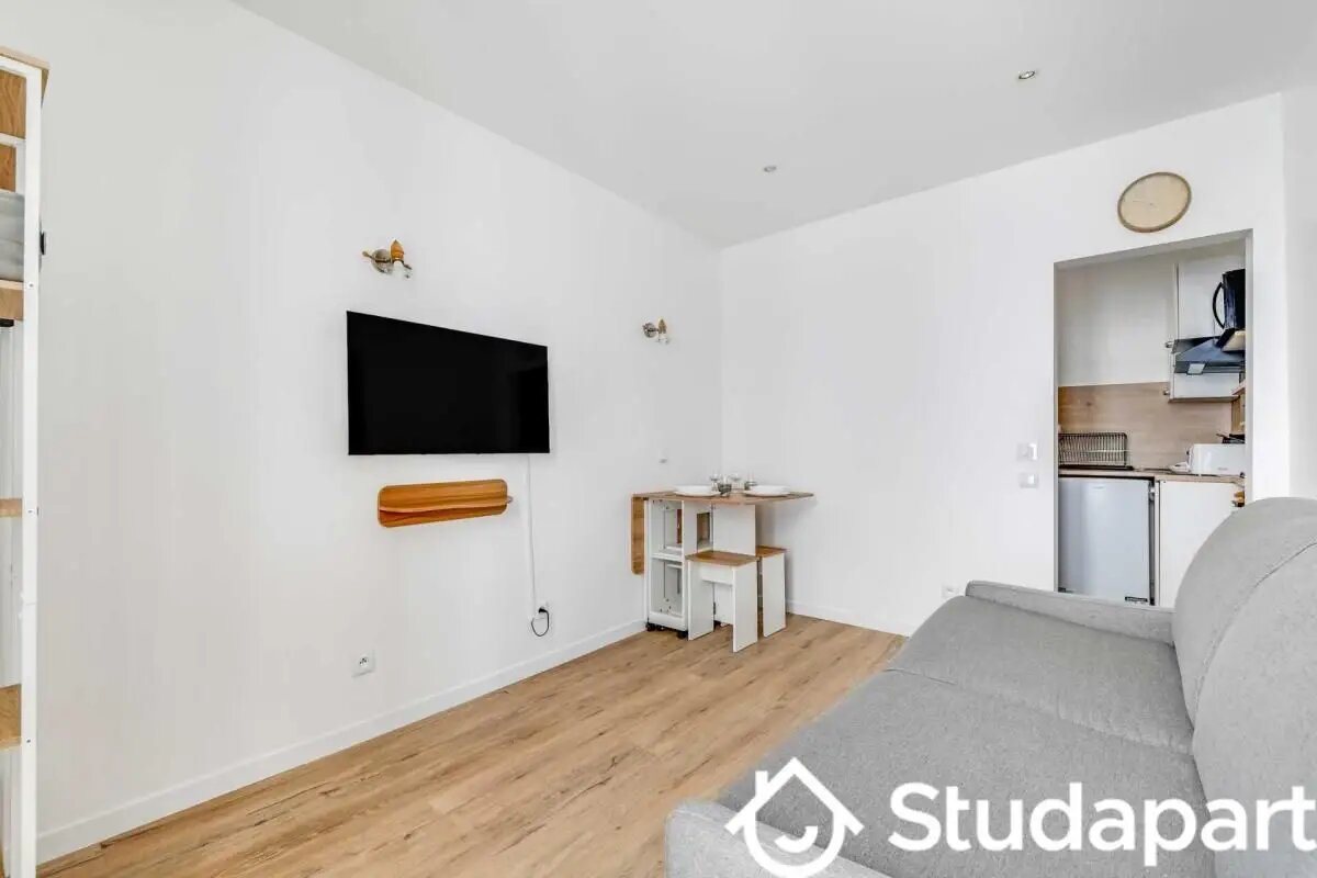 Appartement à louer, 18m², Paris 16ème