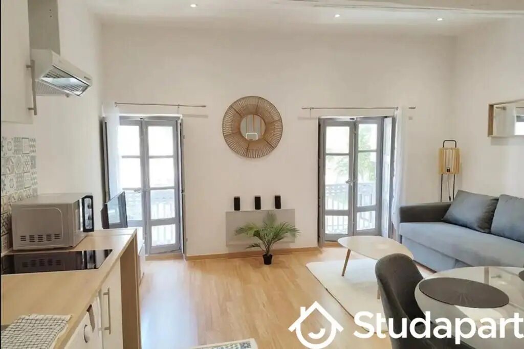 Appartement à louer, 32m², Nîmes