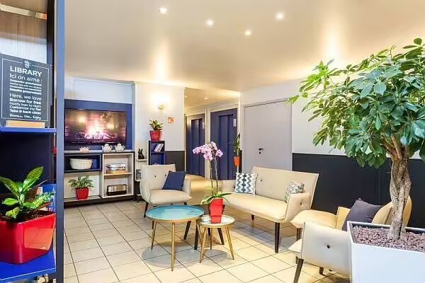 Maison à louer, 18m², Courbevoie