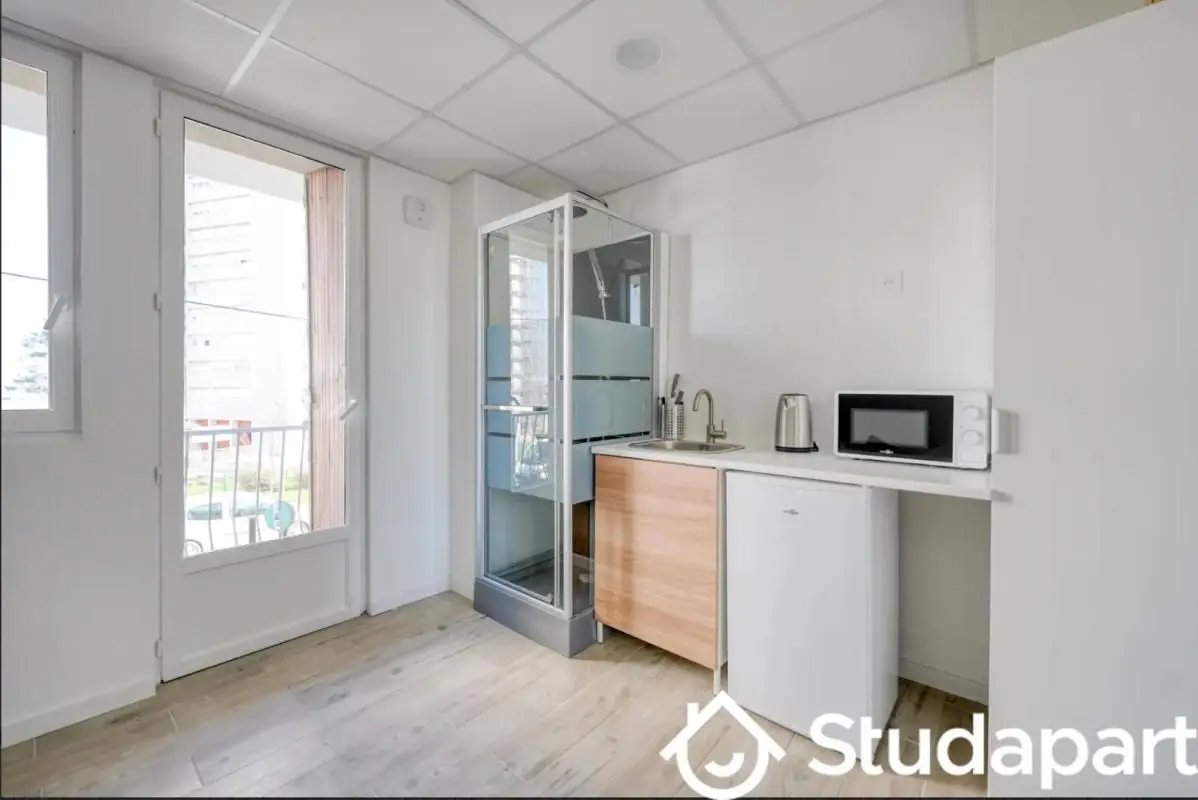 Maison à louer, 1m², Montreuil