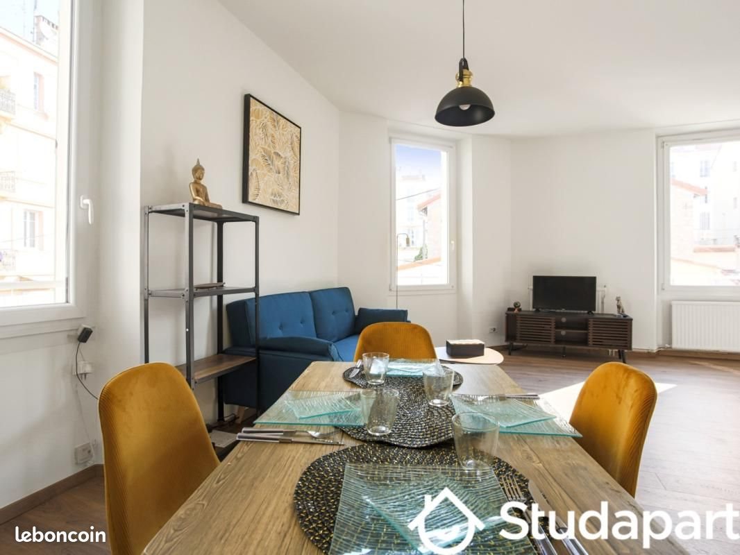 Appartement à louer, 70m², Cannes