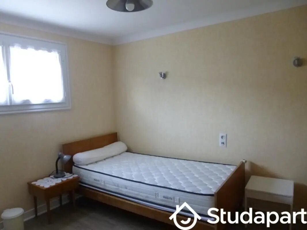 Maison à louer, 1m², Nantes