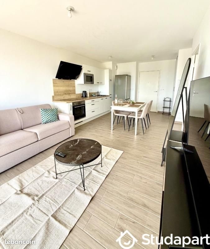 Appartement à louer, 40m², Antibes