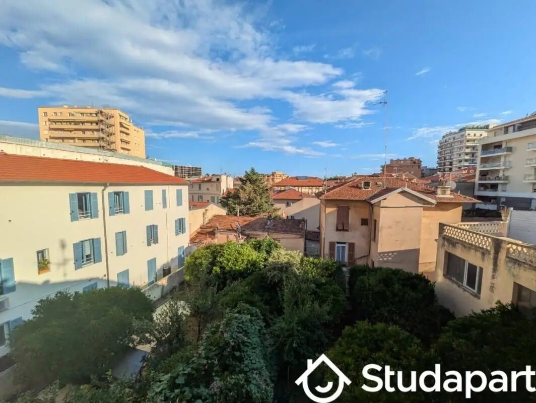Appartement à louer, 65m², Beausoleil