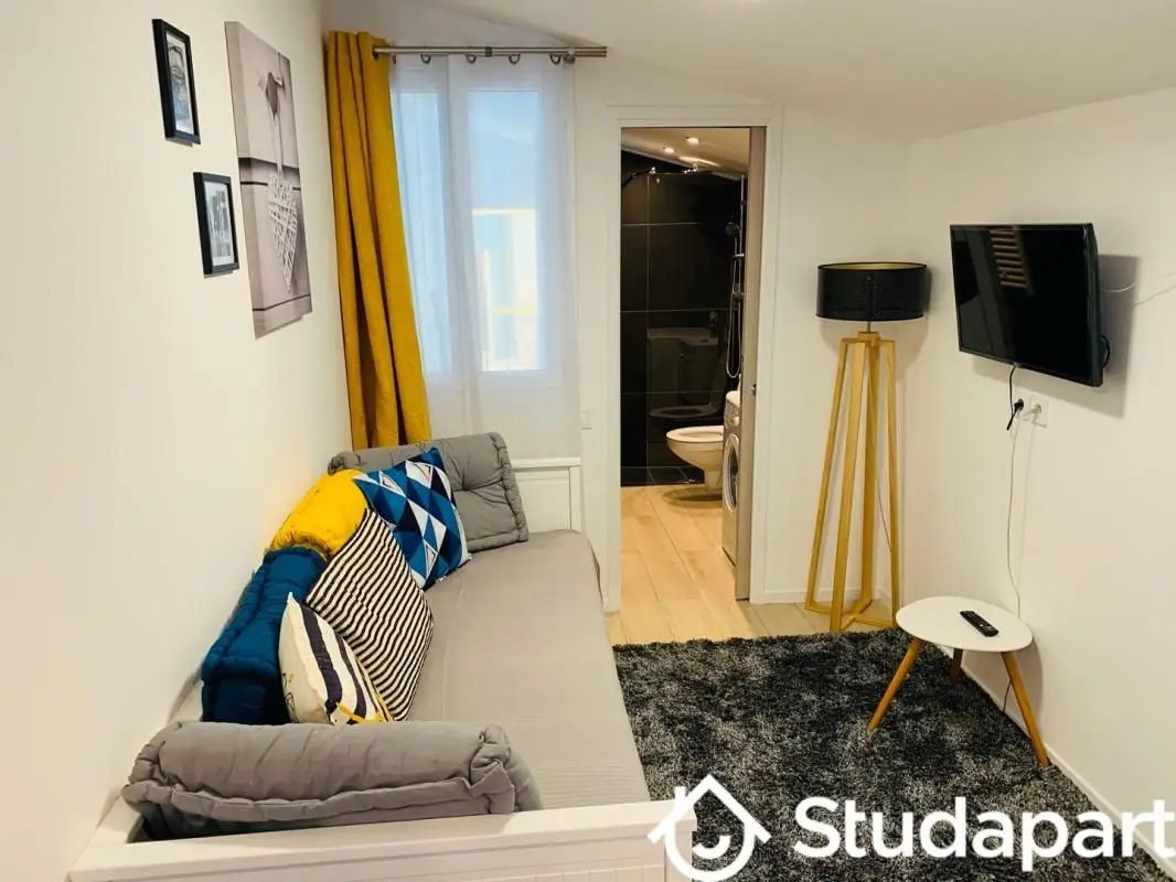 Appartement à louer, 19m², Antibes