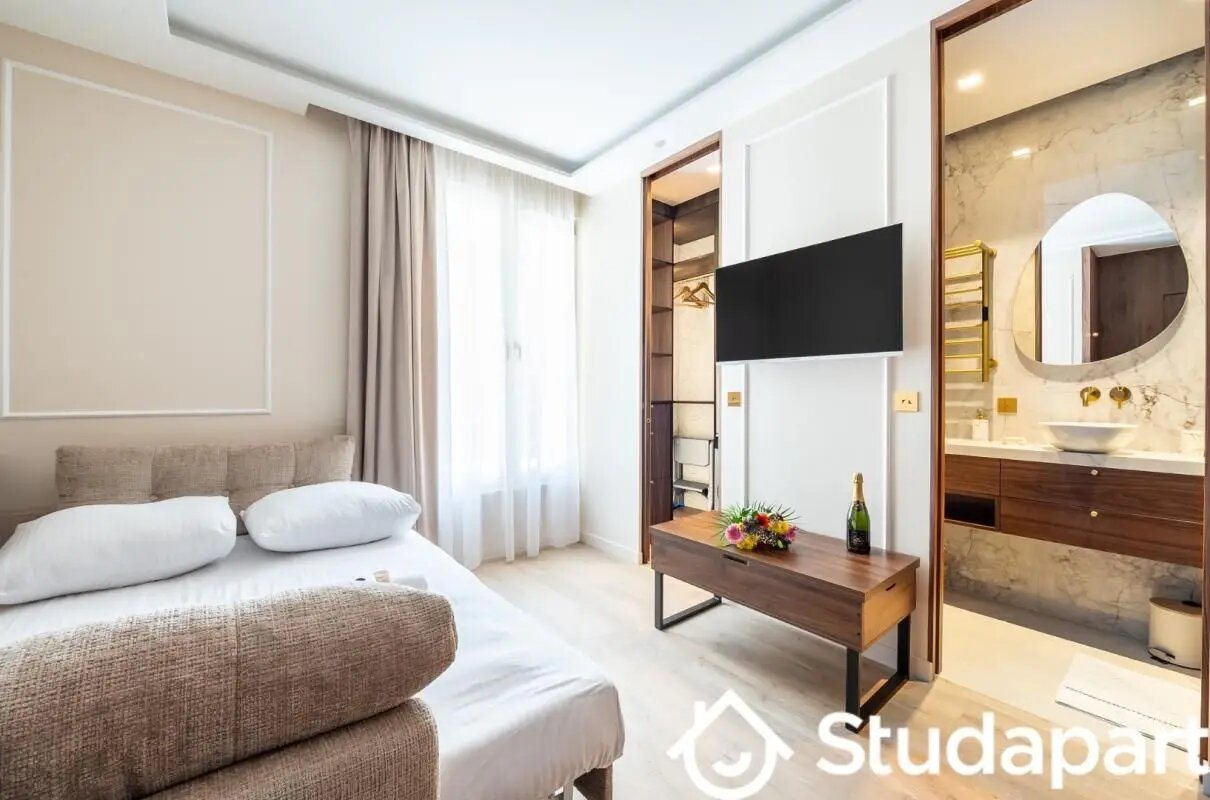 Appartement à louer, 18m², Paris 15ème