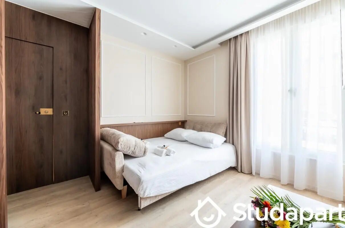 Appartement à louer, 18m², Paris 15ème