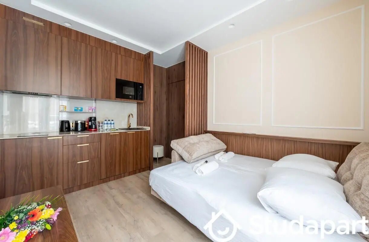 Appartement à louer, 18m², Paris 15ème