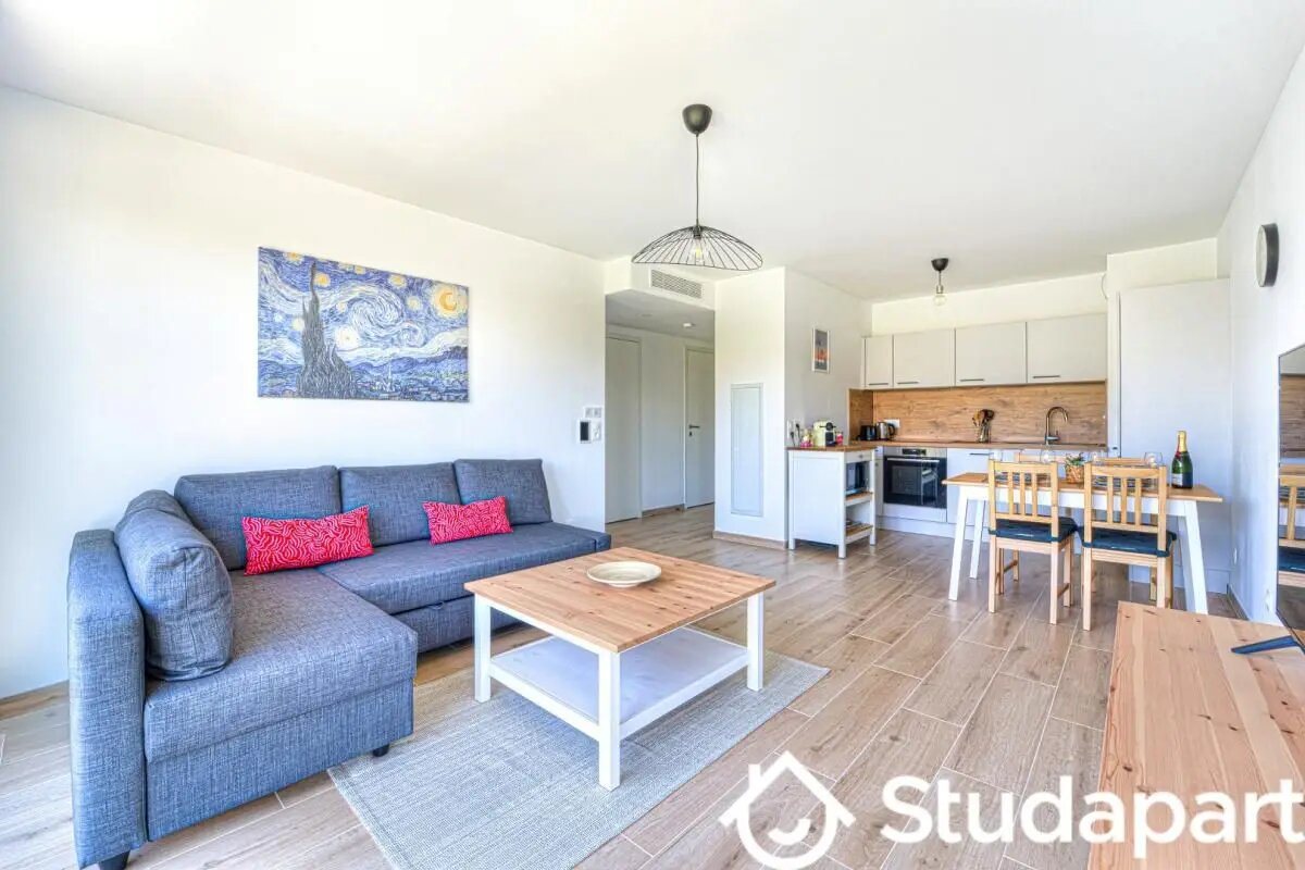 Appartement à louer, 47m², Saint-Laurent-du-Var
