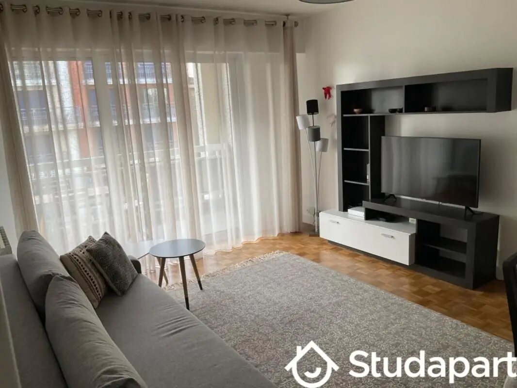 Appartement à louer, 47m², Cachan