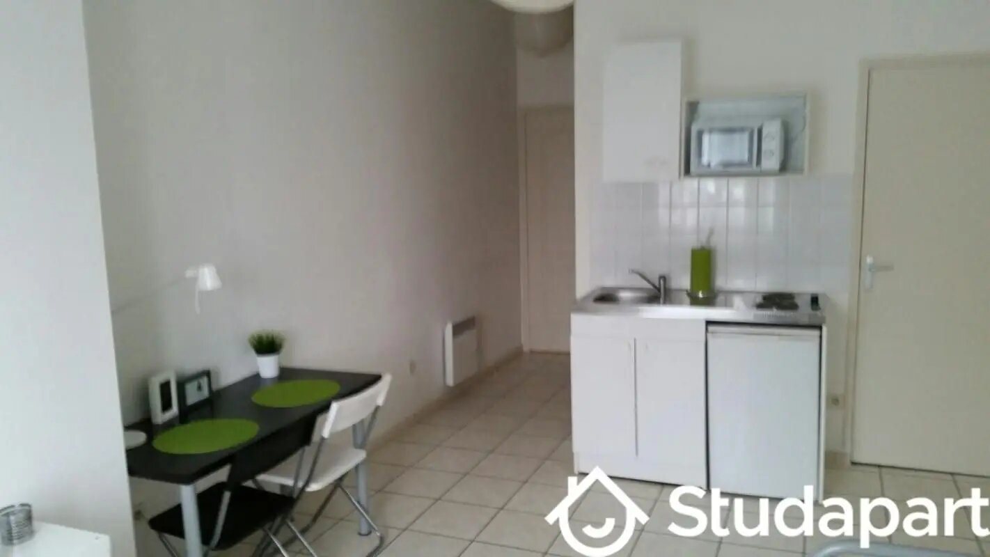 Appartement à louer, 22m², Saint-Étienne