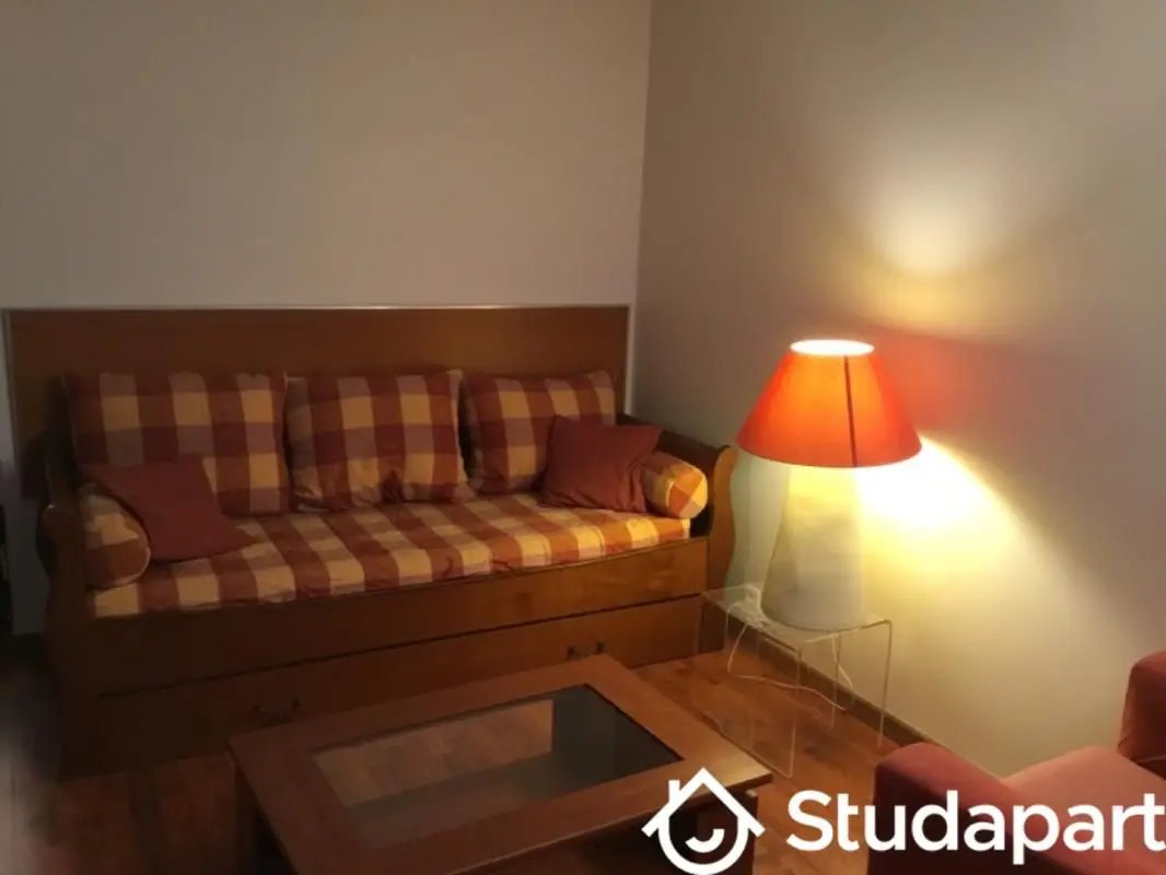 Appartement à louer, 38m², Courbevoie