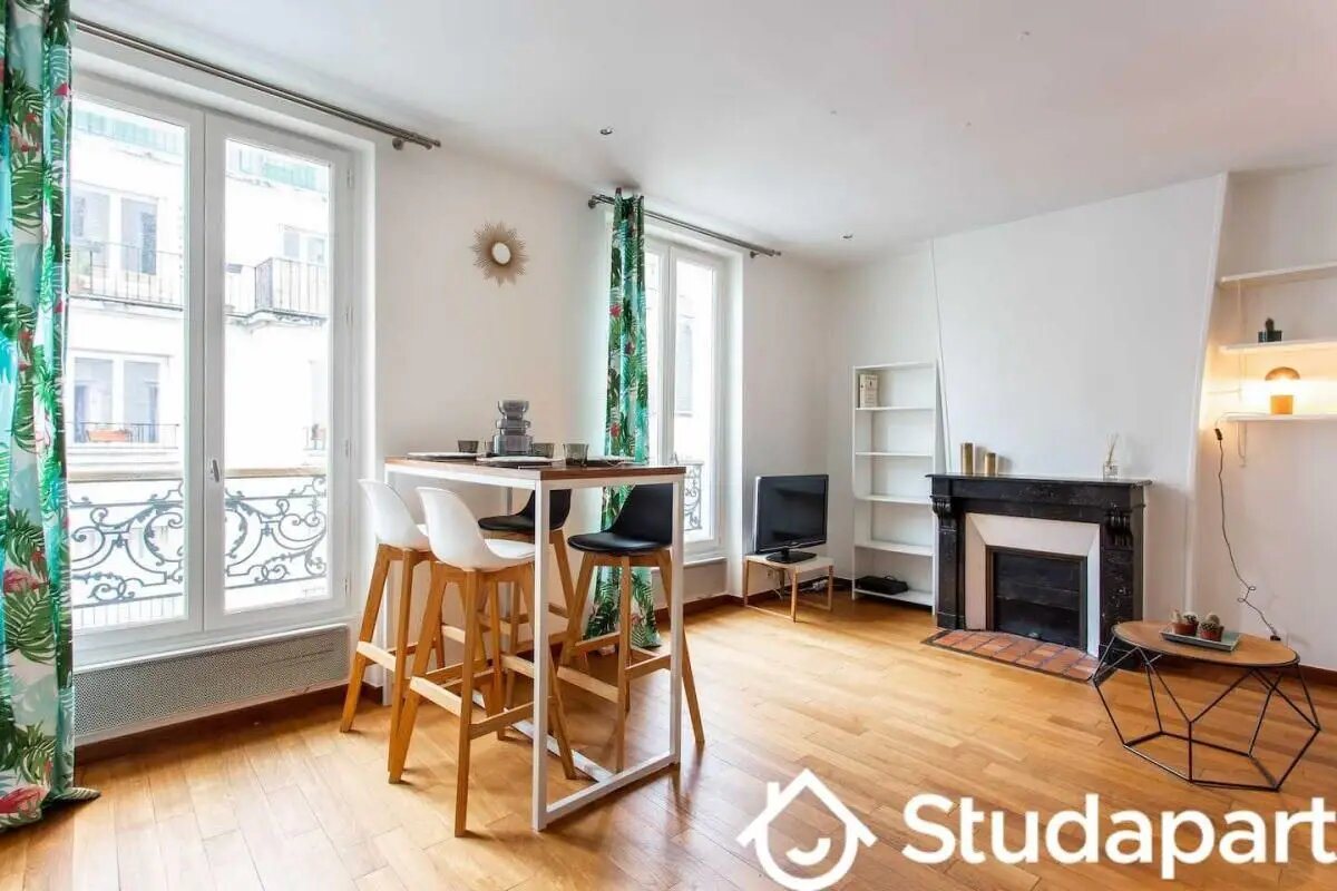 Appartement à louer, 40m², Paris 18ème