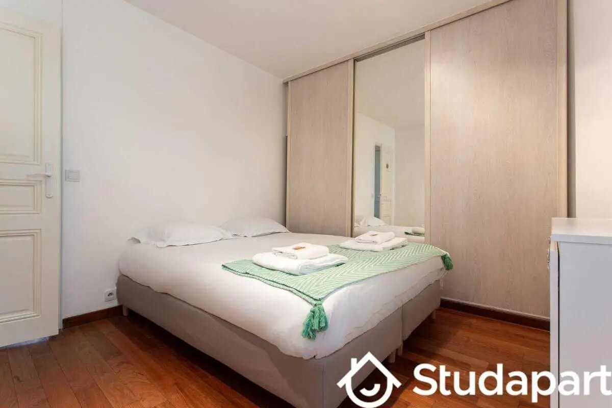 Appartement à louer, 40m², Paris 18ème