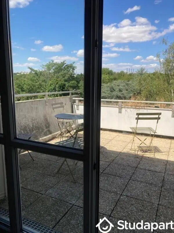Appartement à louer, 76m², Cergy