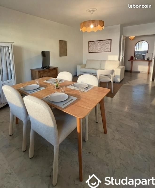 Appartement à louer, 54m², Antibes