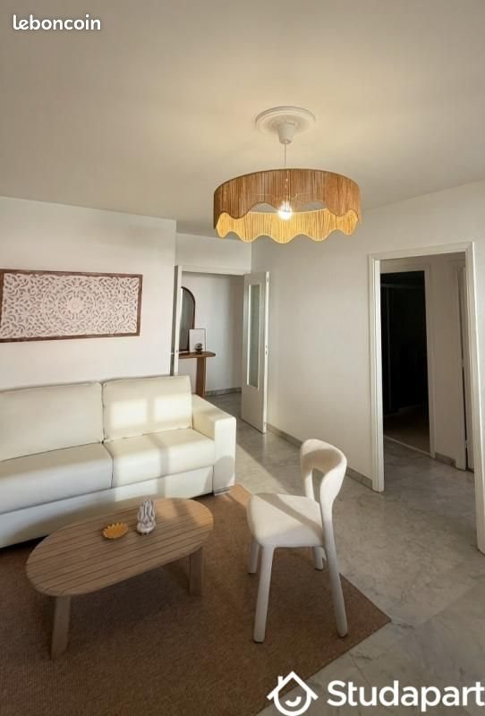 Appartement à louer, 54m², Antibes
