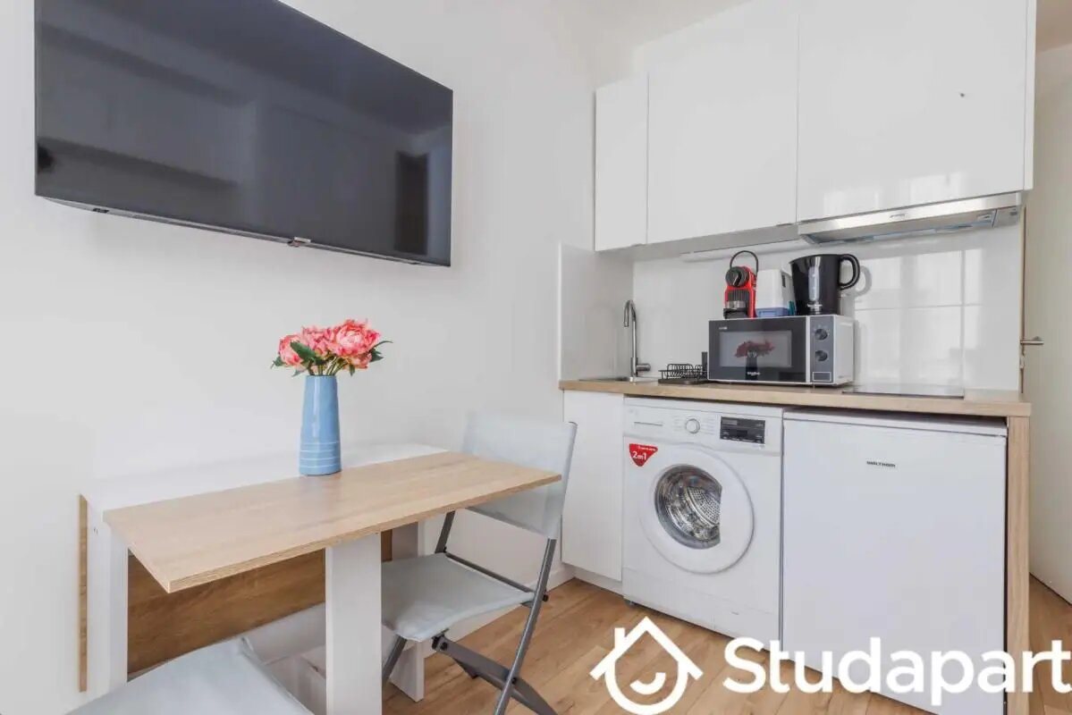 Appartement à louer, 12m², Paris 16ème