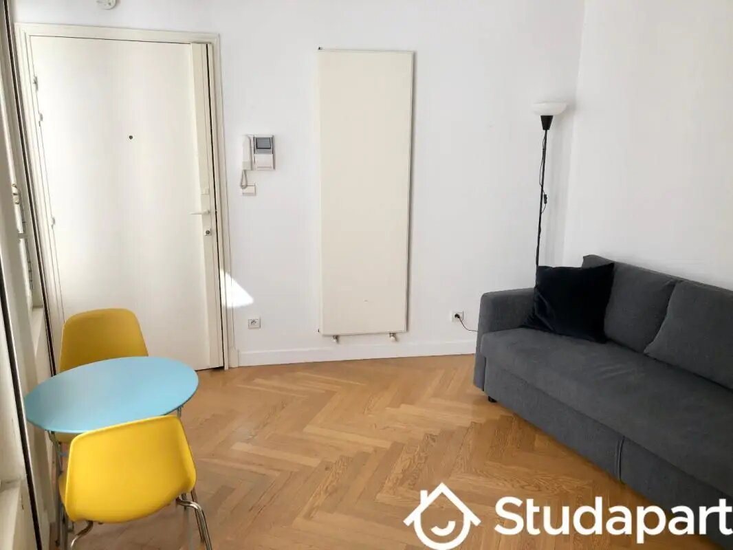 Appartement à louer, 19m², Paris 8ème