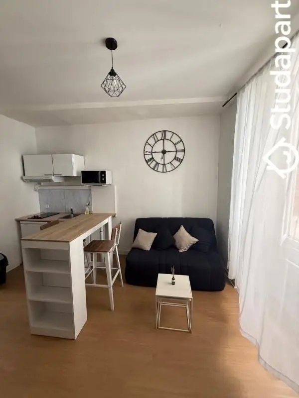 Appartement à louer, 18m², Cahors