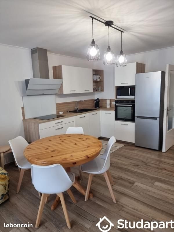 Appartement à louer, 66m², Antibes