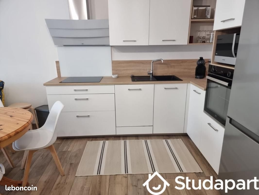 Appartement à louer, 66m², Antibes