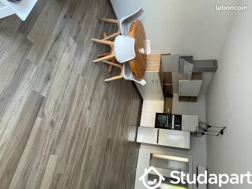 Appartement à louer, 66m², Antibes