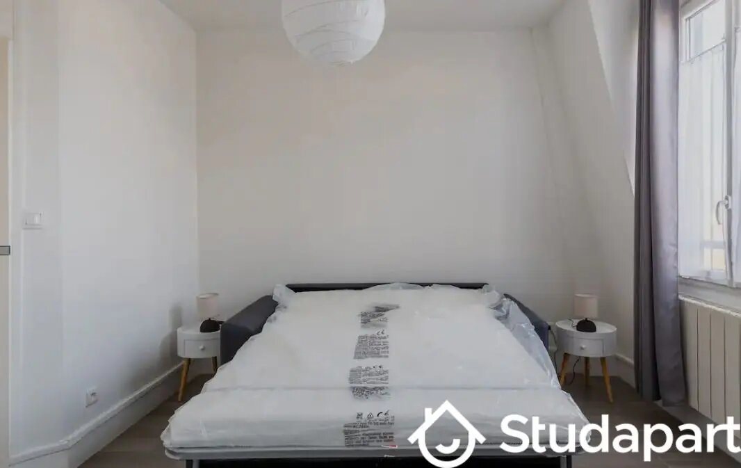 Appartement à louer, 25m², Paris 8ème