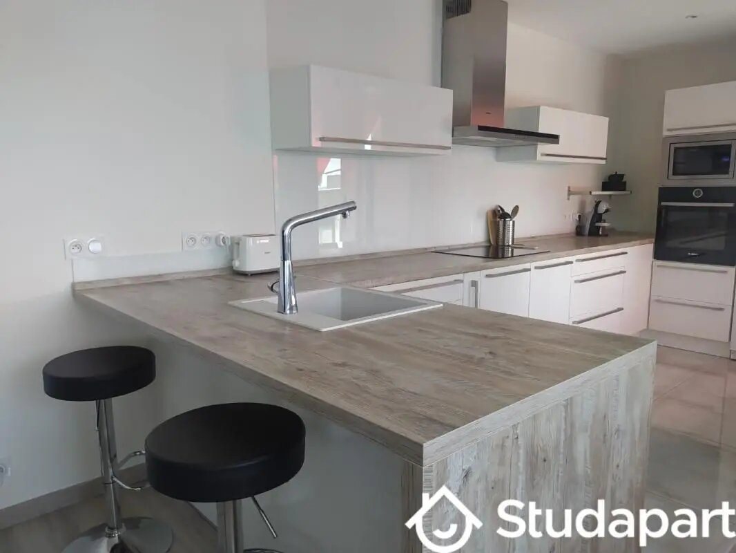 Appartement à louer, 11m², Vénissieux
