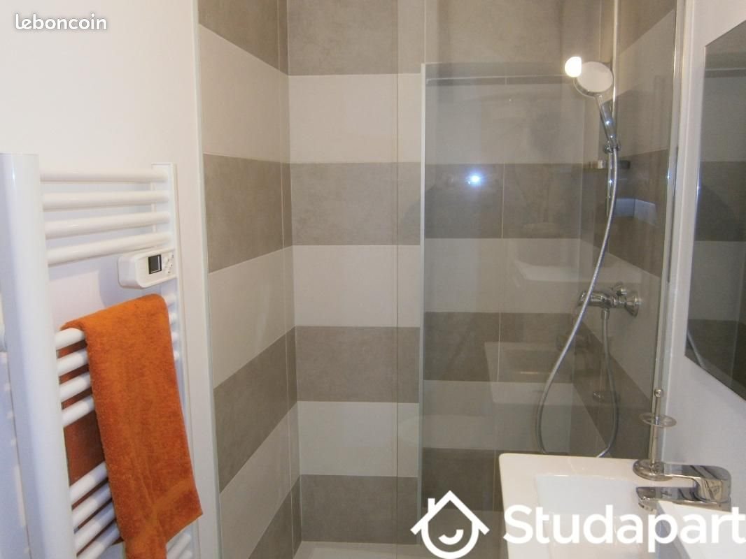 Appartement à louer, 30m², Antibes