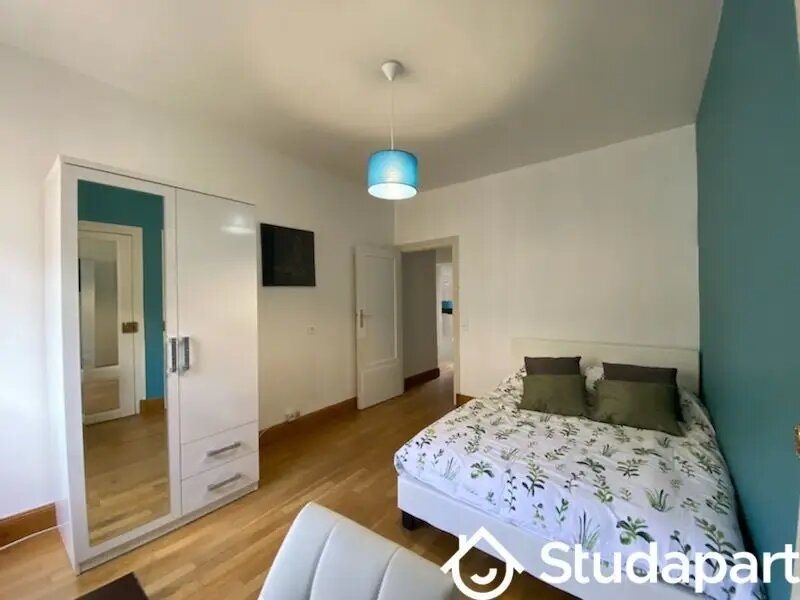 Appartement à louer, 80m², Charleville-Mézières