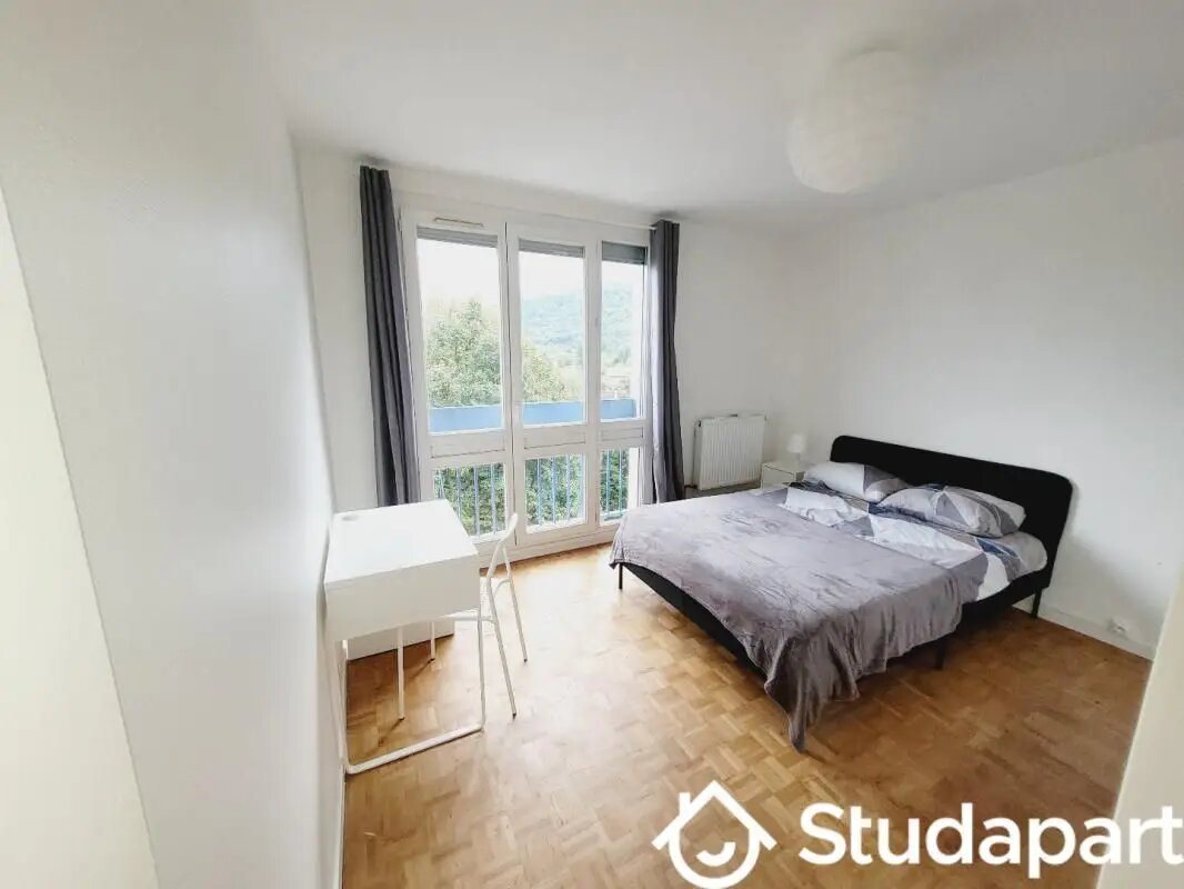 Appartement à louer, 105m², Saint-Martin-d'Hères