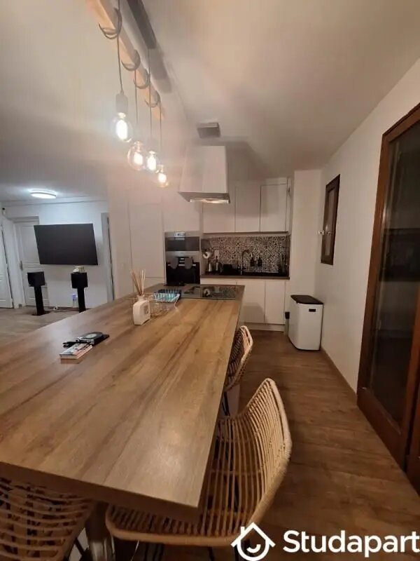 Appartement à louer, 65m², Nice
