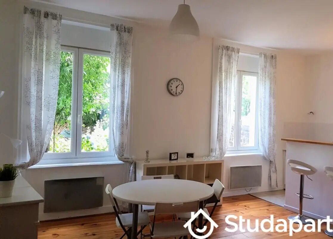 Appartement à louer, 25m², Saint-Étienne