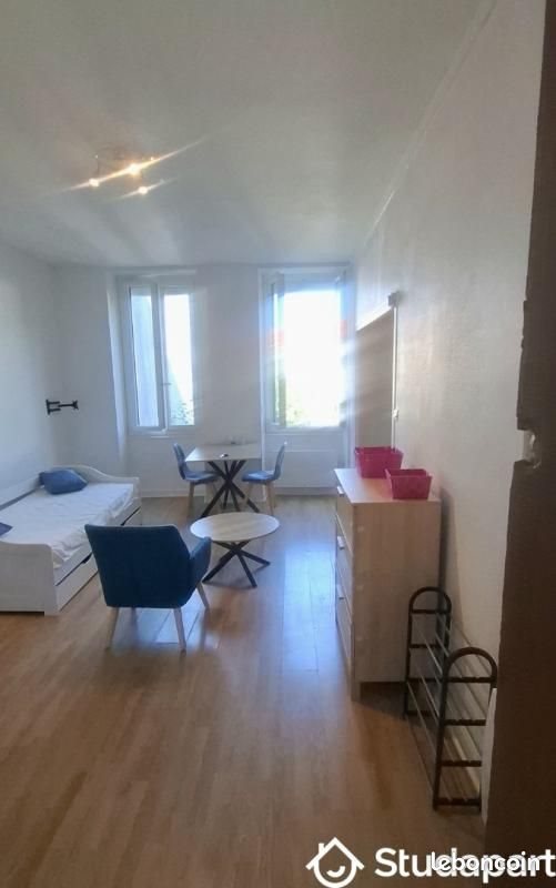 Appartement à louer, 28m², Rochefort
