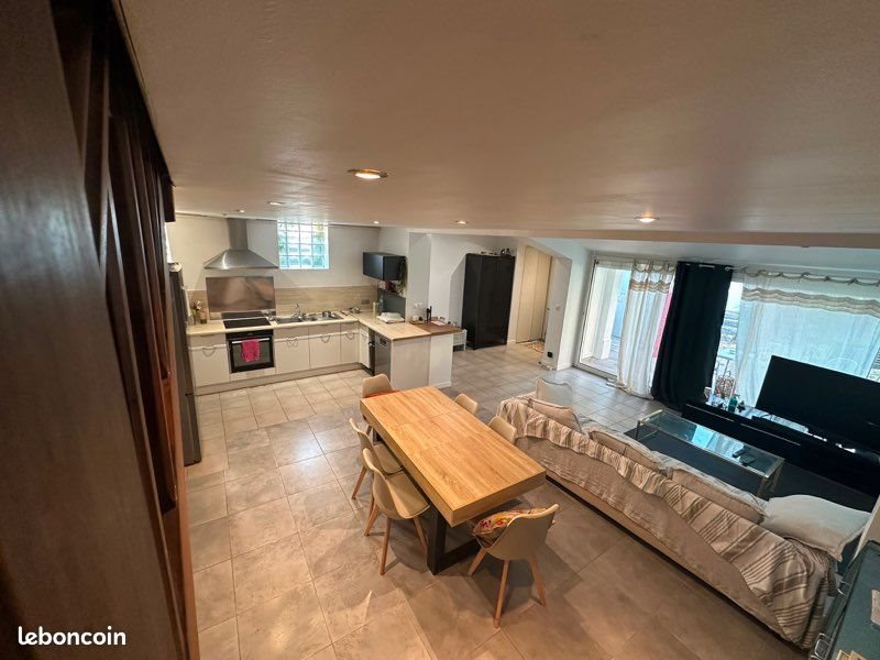 Appartement à louer, 12m², Talence