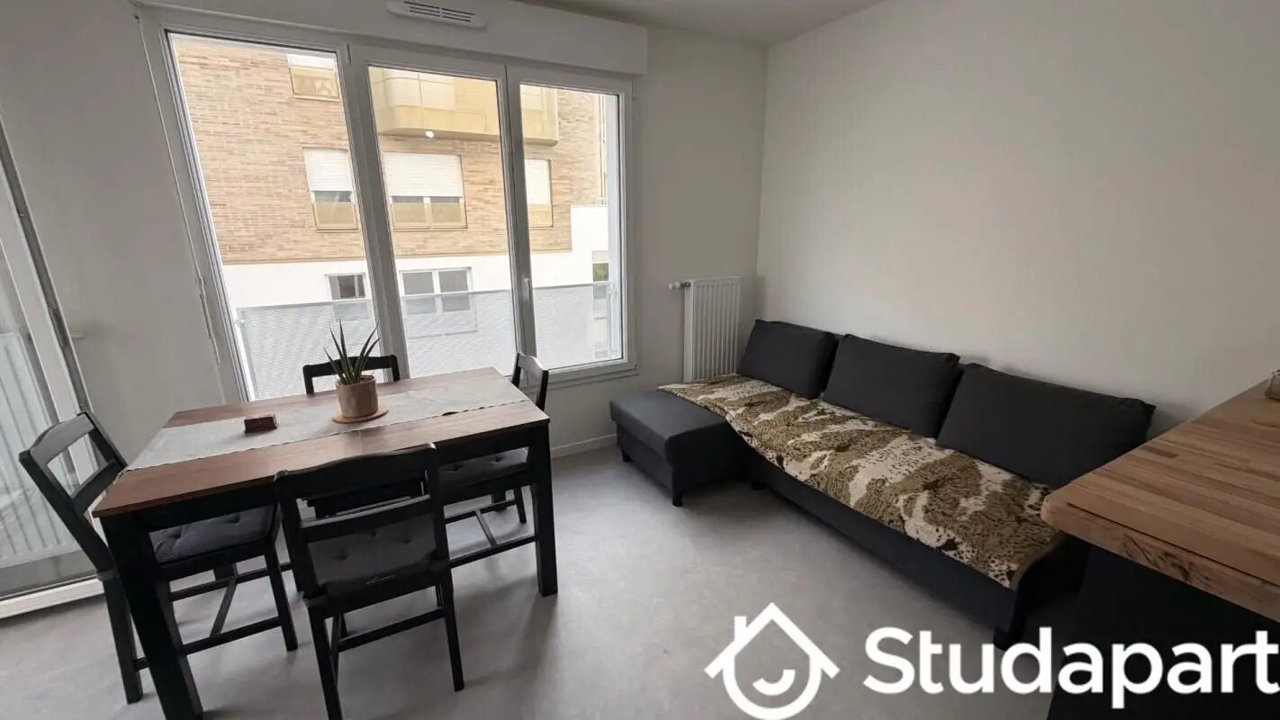 Appartement à louer, 40m², Cergy