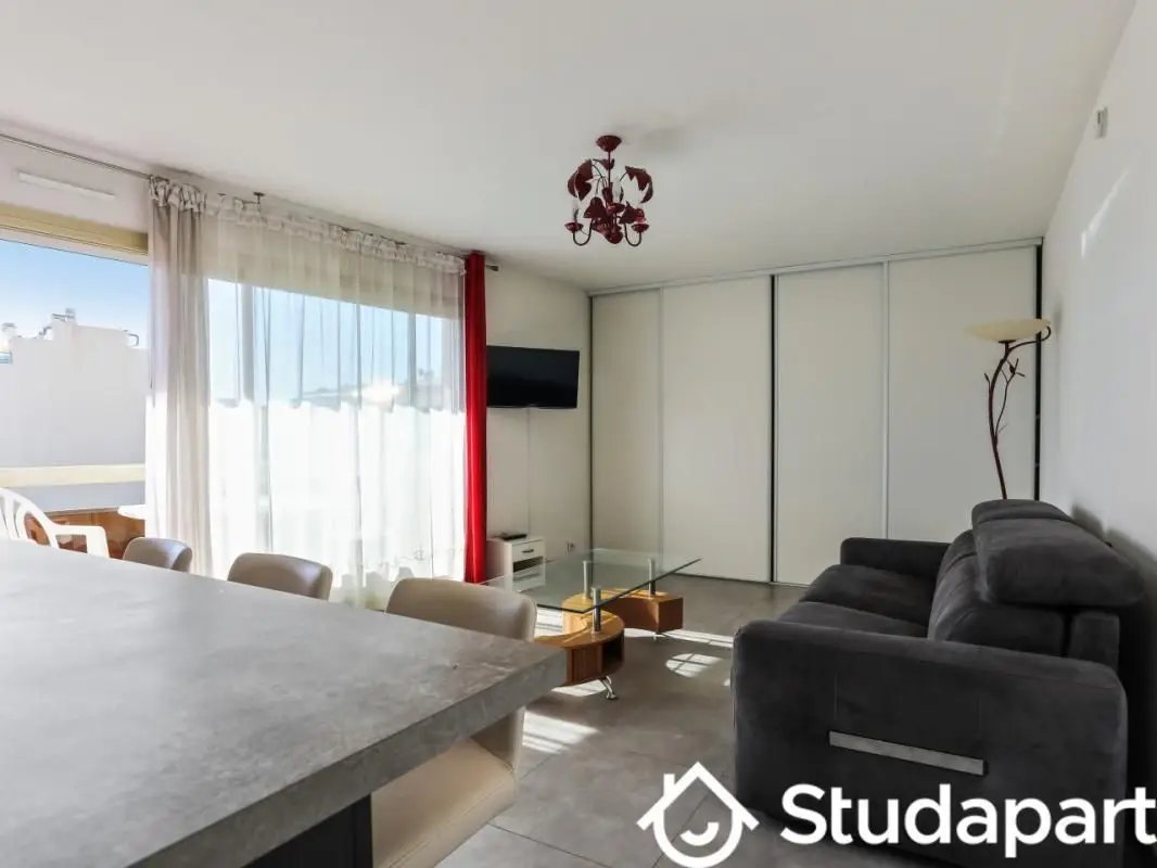 Appartement à louer, 35m², Antibes