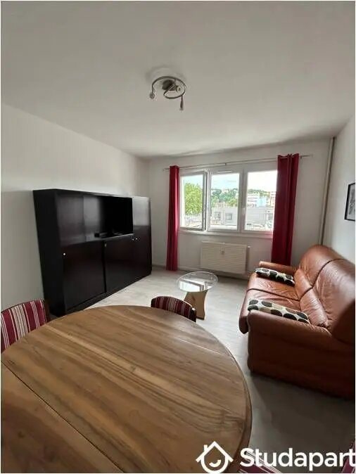 Appartement à louer, 46m², Saint-Etienne