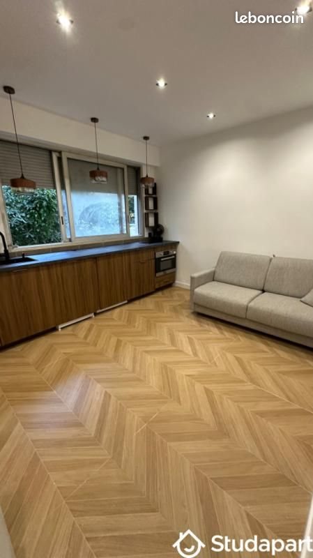 Appartement à louer, 17m², Marseille 8ème