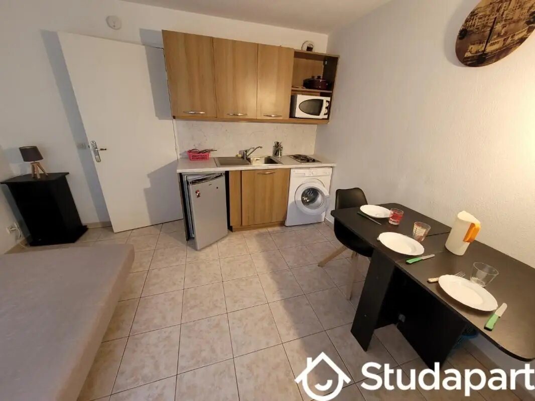 Appartement à louer, 17m², Nice