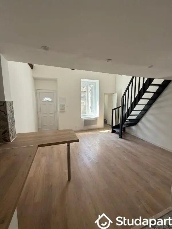 Appartement à louer, 33m², Nîmes