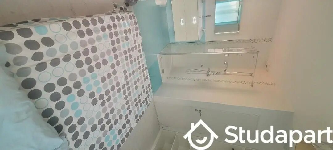 Appartement à louer, 13m², Biot