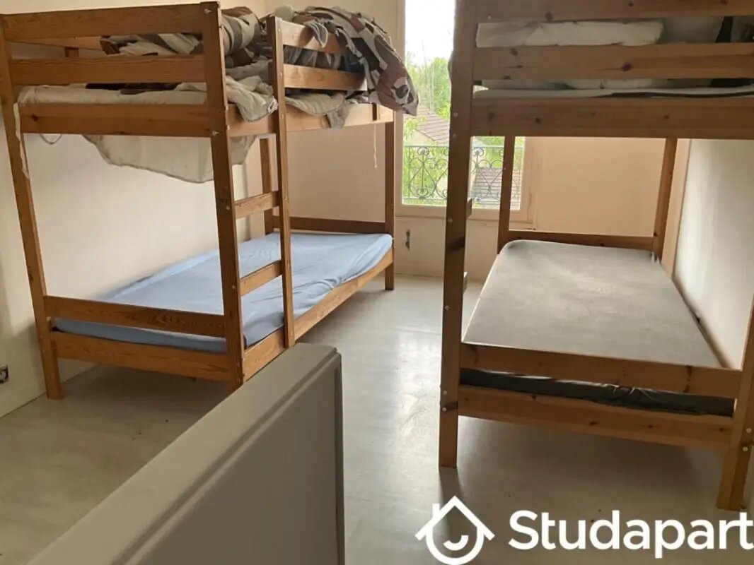 Appartement à louer, 300m², Jouy-le-Moutier