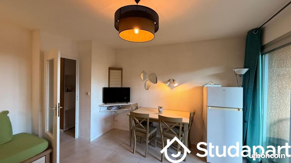 Appartement à louer, 27m², Saint-Raphaël