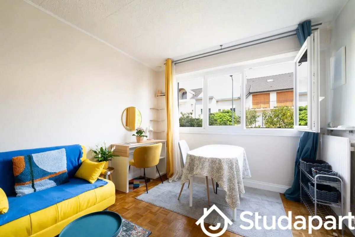 Appartement à louer, 27m², Clamart