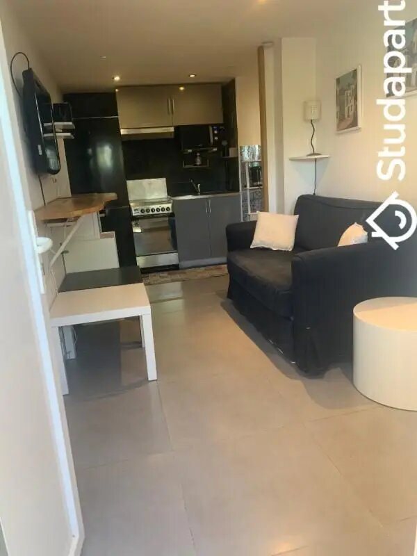 Maison à louer, 24m², Éguilles